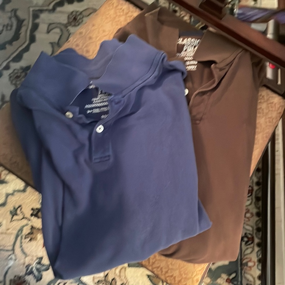 Gently used set of two men’s Old Navy polo shirts